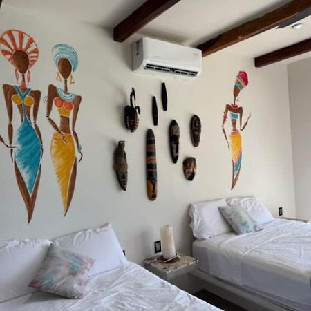 Villa De Las Rocas ปูแอร์โตเอสกอนดิโด ภายนอก รูปภาพ