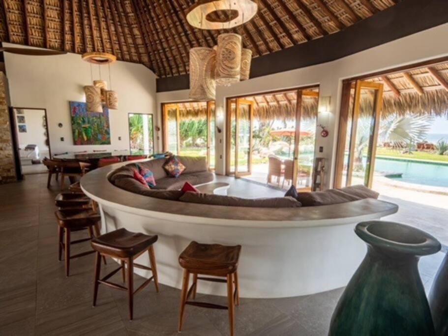 Villa De Las Rocas ปูแอร์โตเอสกอนดิโด ภายนอก รูปภาพ