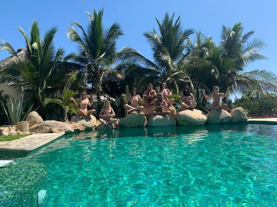 Villa De Las Rocas ปูแอร์โตเอสกอนดิโด ภายนอก รูปภาพ