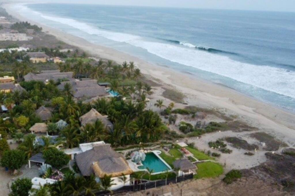 Villa De Las Rocas ปูแอร์โตเอสกอนดิโด ภายนอก รูปภาพ
