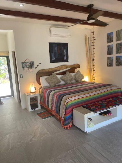 Villa De Las Rocas ปูแอร์โตเอสกอนดิโด ภายนอก รูปภาพ