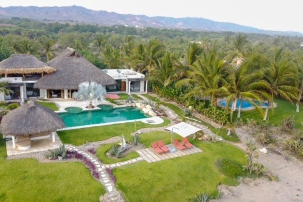 Villa De Las Rocas ปูแอร์โตเอสกอนดิโด ภายนอก รูปภาพ