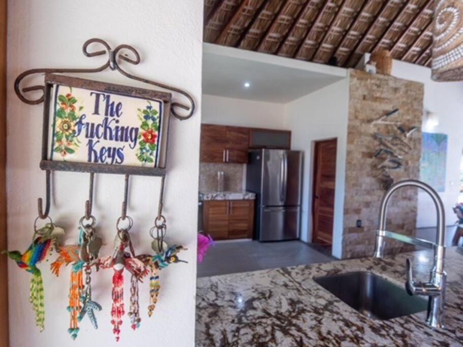 Villa De Las Rocas ปูแอร์โตเอสกอนดิโด ภายนอก รูปภาพ
