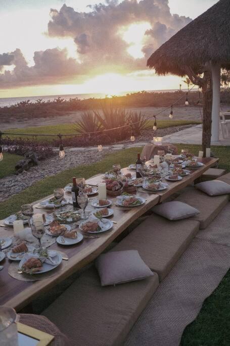 Villa De Las Rocas ปูแอร์โตเอสกอนดิโด ภายนอก รูปภาพ