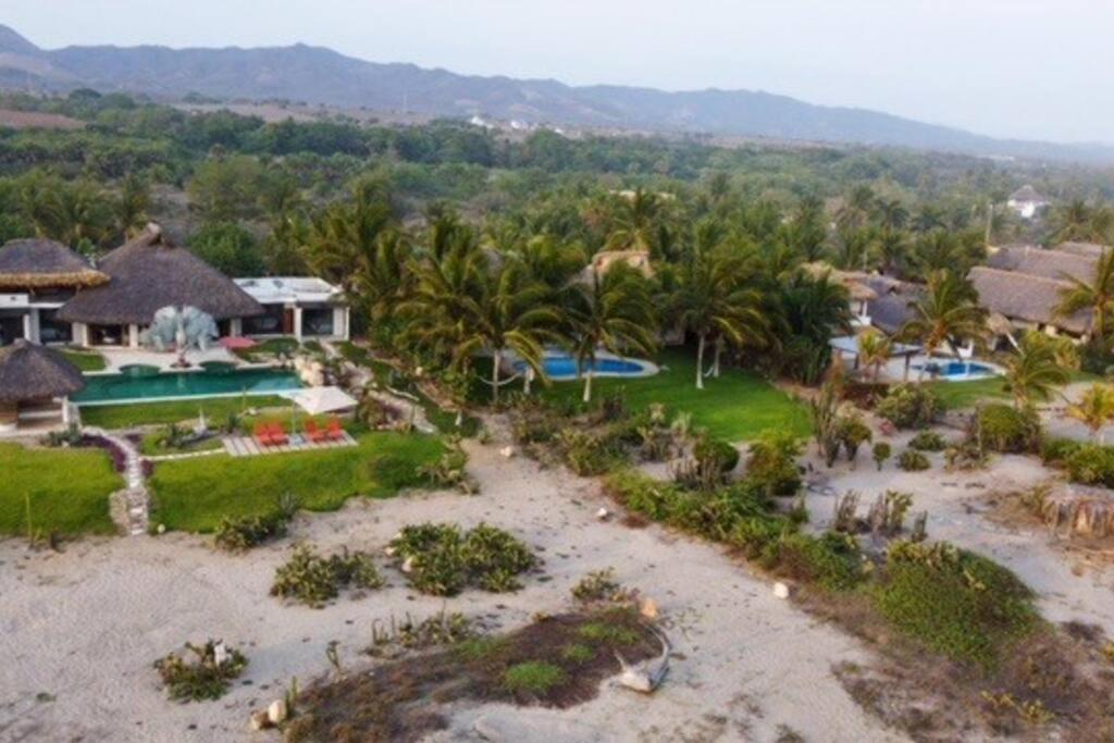 Villa De Las Rocas ปูแอร์โตเอสกอนดิโด ภายนอก รูปภาพ