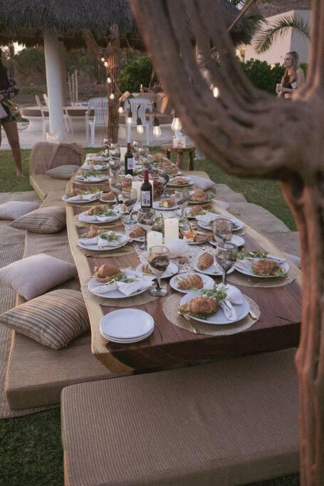 Villa De Las Rocas ปูแอร์โตเอสกอนดิโด ภายนอก รูปภาพ