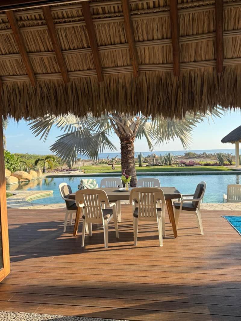Villa De Las Rocas ปูแอร์โตเอสกอนดิโด ภายนอก รูปภาพ